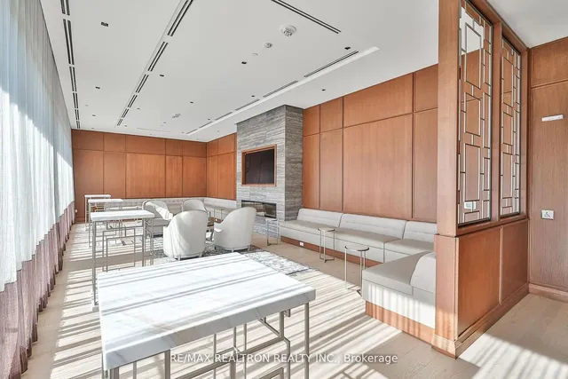 Additional image 27 of 285 Avenue Rd Unit 502