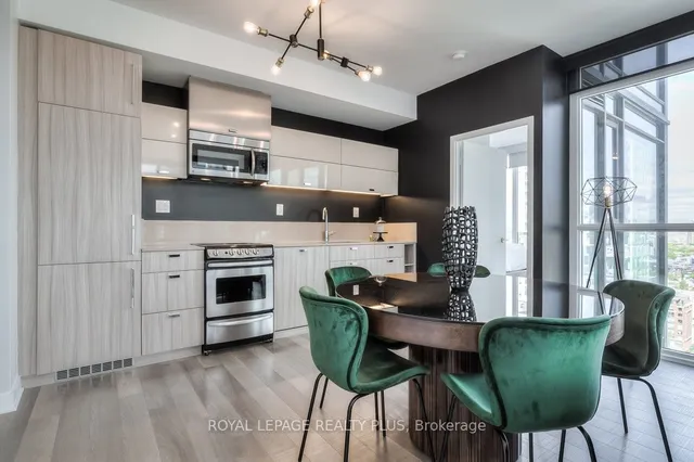 Additional image 7 of 290 Adelaide St Unit 2005