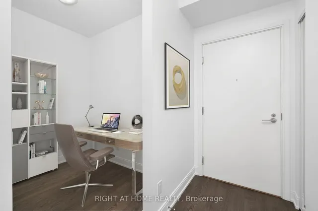 Additional image 4 of 70 Annie Craig Dr Unit 807