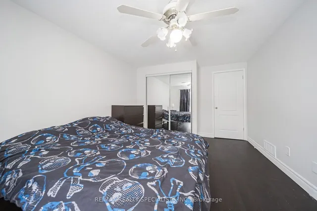 Additional image 27 of 3 Greenwich Circ