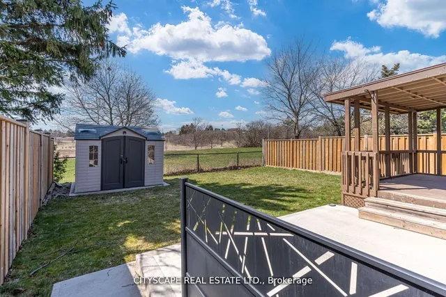 Additional image 32 of 46 Nuttall St