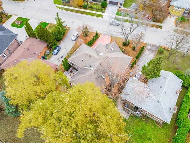 Additional image 40 of 98 Burbank Dr