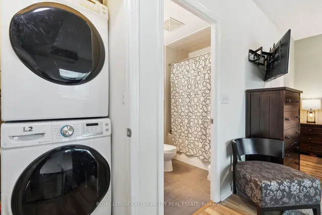 Additional image 20 of 215 Queen St Unit 217