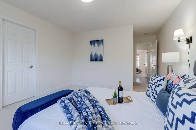 Additional image 29 of 4 Metro Cres