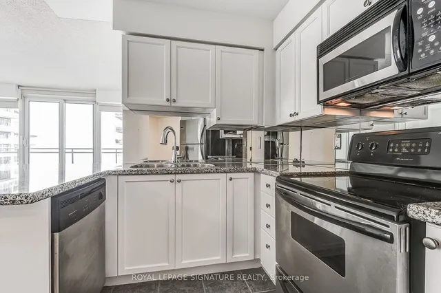 Additional image 5 of 2121 Lake Shore Blvd Unit 1211