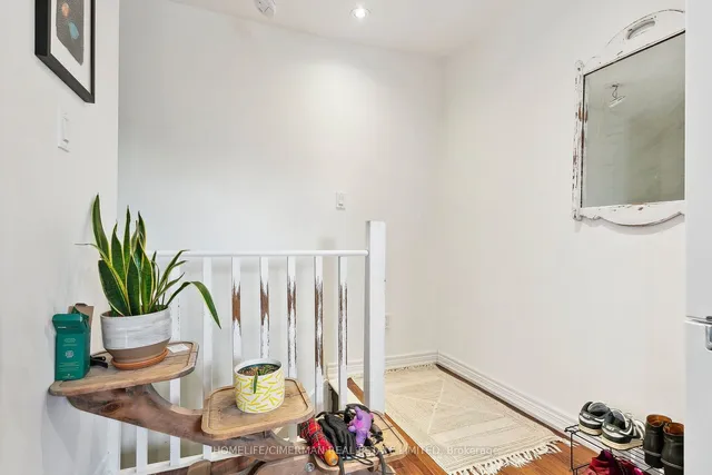 Additional image 19 of 660 Crawford St