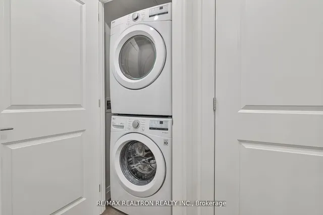 Additional image 31 of 285 Avenue Rd Unit 403