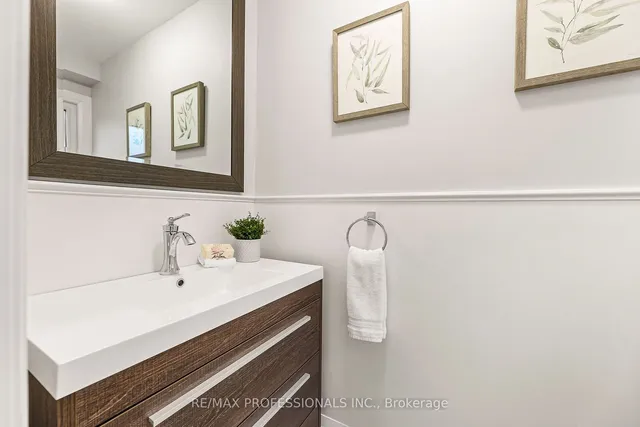 Additional image 7 of 4250 Bloor St