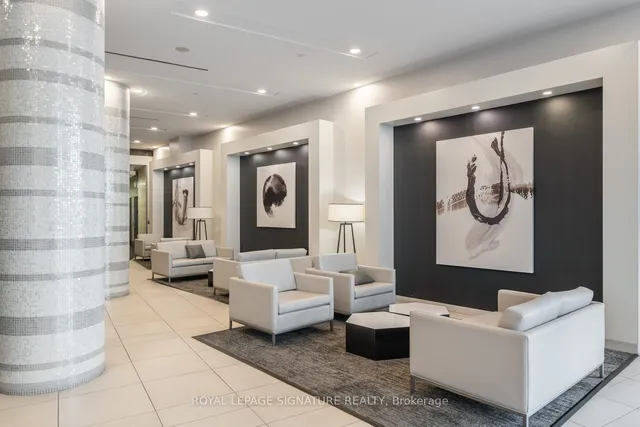 Additional image 13 of 51 East Liberty St Unit 2116