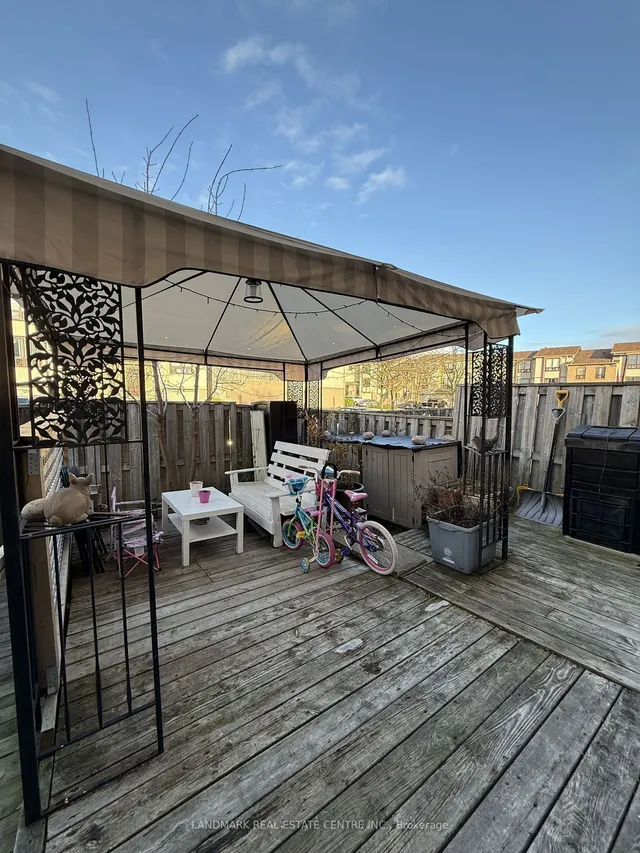 Additional image 29 of 19 Guildford Cres