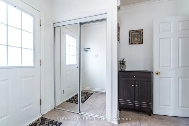 Additional image 3 of 57 Town House Cres