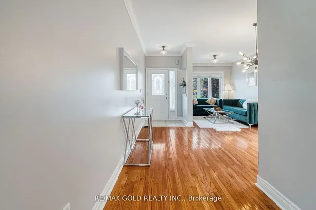 Additional image 14 of 10 Sunnybrook Cres