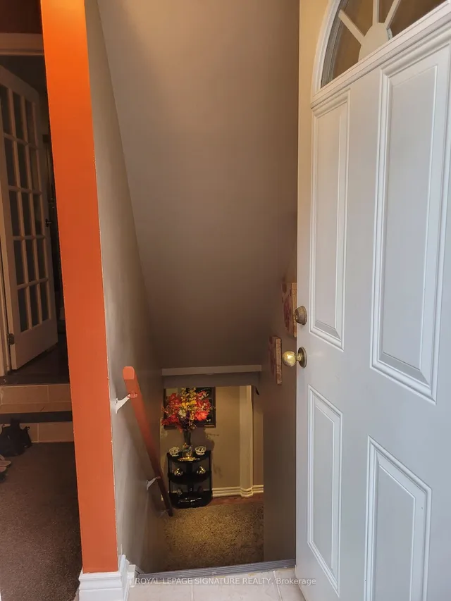 Additional image 18 of 35 Lawndale Cres