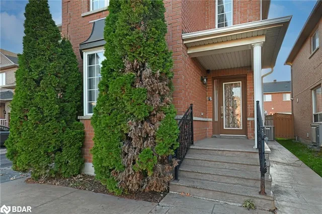 Additional image 2 of 17 Via Romano Way