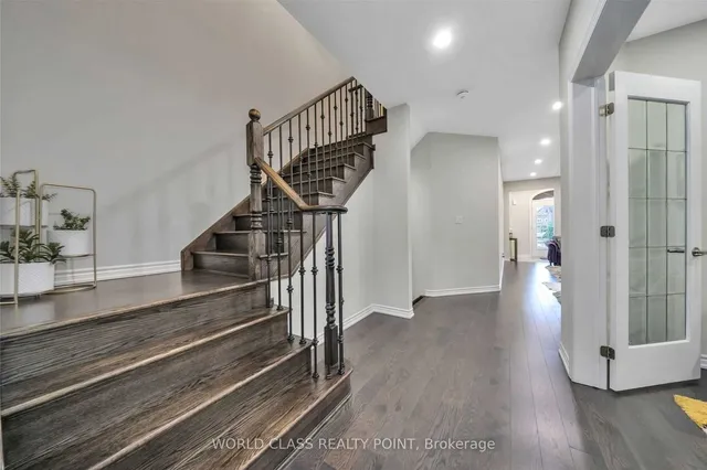 Additional image 20 of 14 Loomis Rd