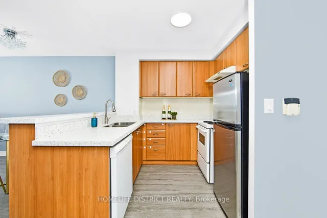 Additional image 11 of 36 Lee Centre Dr Unit 2708