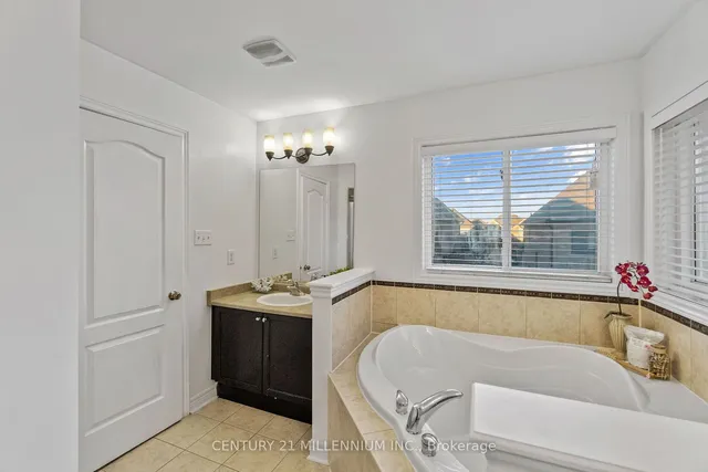 Additional image 19 of 28 Powell Dr