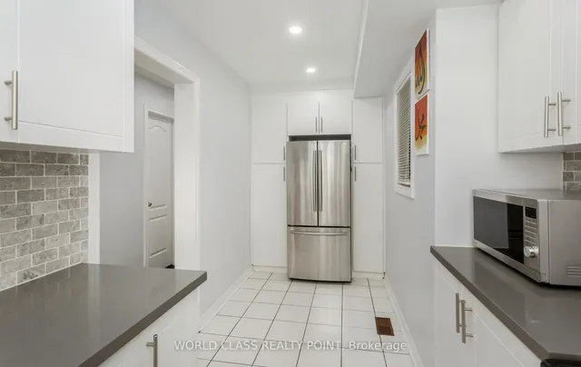 Additional image 18 of 17 Manett Cres