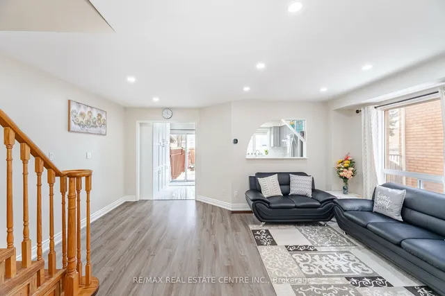 Additional image 32 of 86 Summerdale Cres