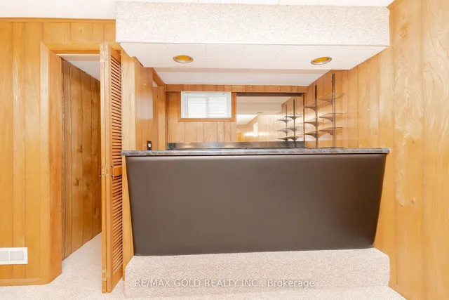 Additional image 30 of 34 Dearbourne Blvd