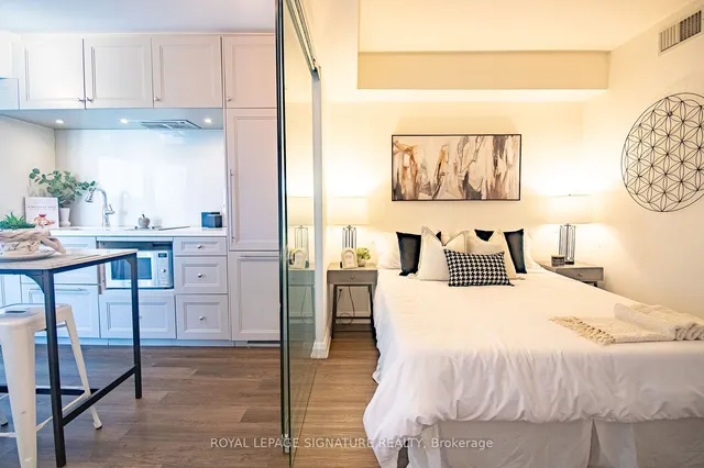 Additional image 8 of 155 Yorkville Ave Unit 505