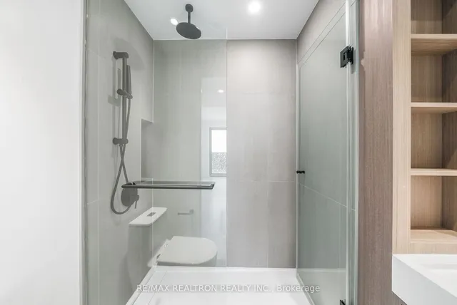 Additional image 16 of 55 Charles St Unit 4102