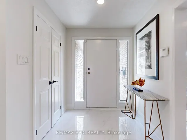 Additional image 18 of 26 Bluffwood Dr