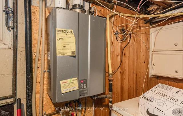 Additional image 32 of 66 McMurchy Ave