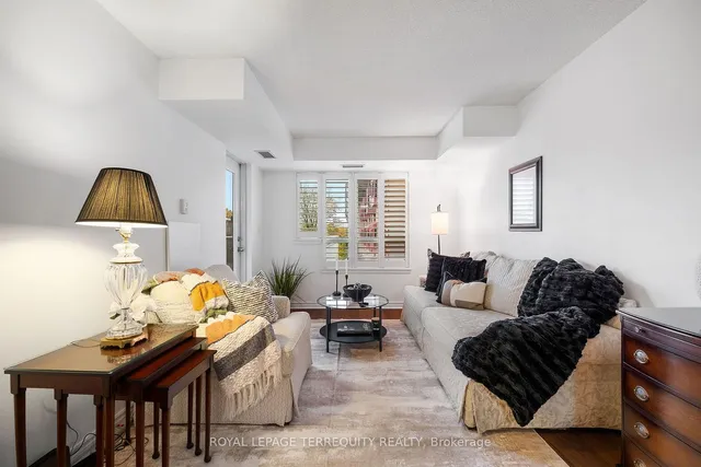 Additional image 13 of 225 Wellesley St Unit 216