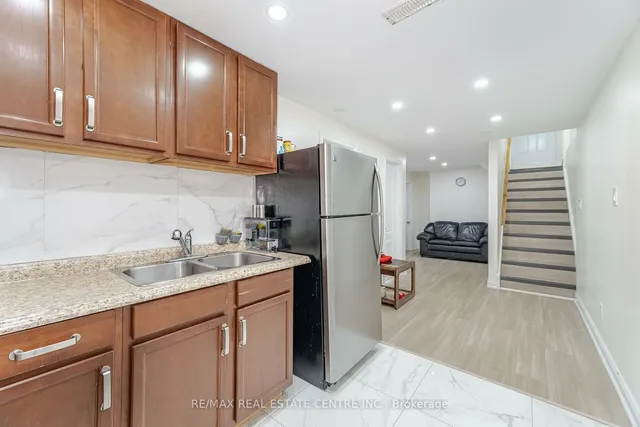 Additional image 8 of 86 Summerdale Cres
