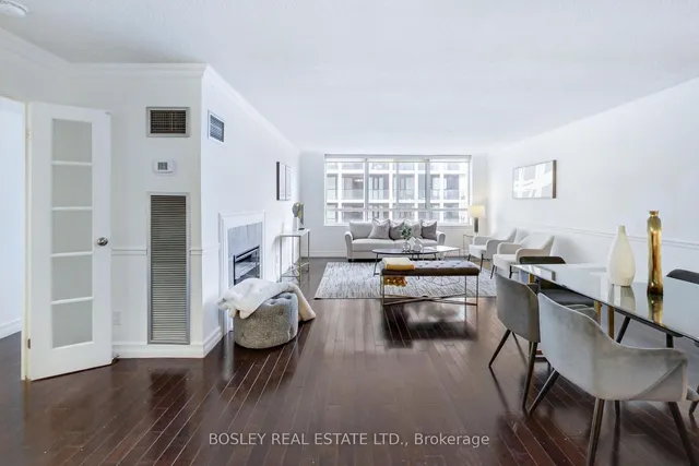 Additional image 10 of 633 Bay St Unit 2005