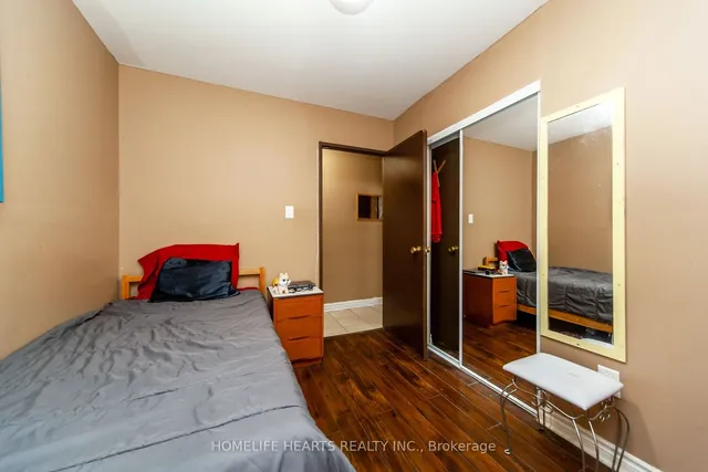 Additional image 11 of 1690 Victoria Park Ave Unit 102