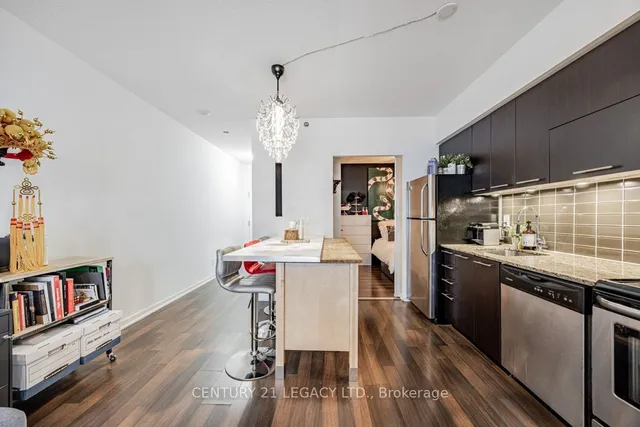 Additional image 5 of 38 Joe Shuster Way Unit 106