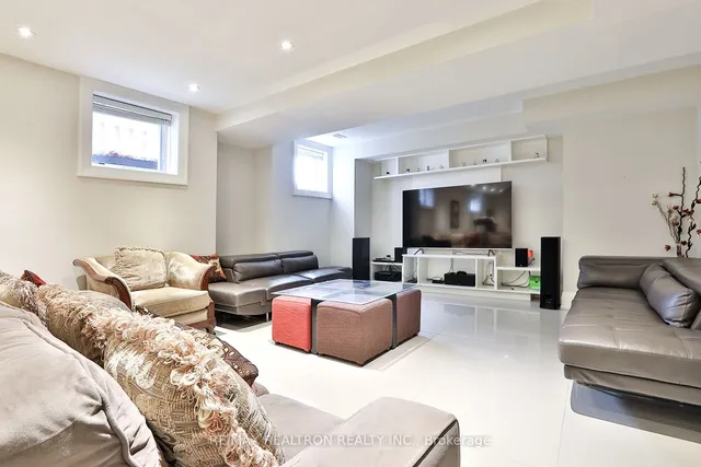 Additional image 29 of 24 Wedgewood Dr