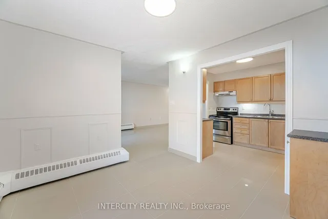 Additional image 10 of 4673 Jane St Unit 609