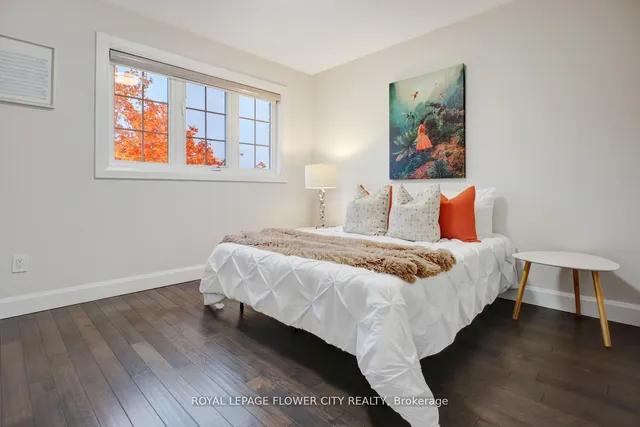 Additional image 21 of 50 Lockheed Cres