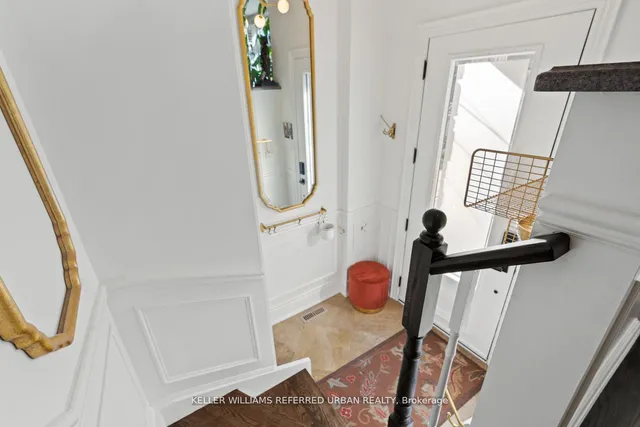 Additional image 32 of 118 Helendale Ave