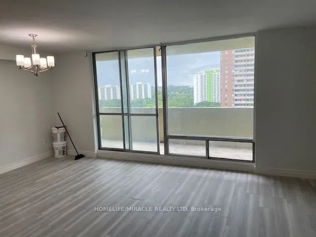 Additional image 4 of 5 Massey Sq Unit 1814