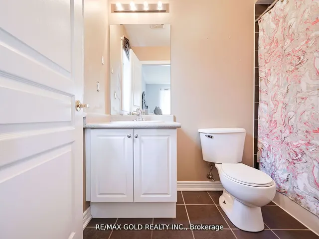 Additional image 29 of 25 Maverick Cres