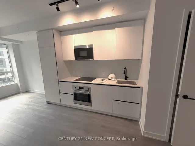 Additional image 21 of 108 Peter St Unit 710