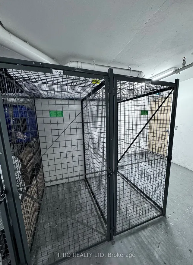 Additional image 40 of 15 zorra St Unit 1302