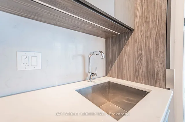 Additional image 38 of 28 Freeland St Unit 1502