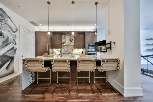 Additional image 5 of 36 Hazelton Ave Unit 3D