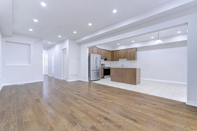 Additional image 9 of 14 Hines St