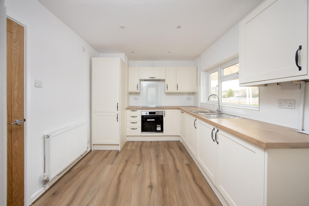 Additional image 2 of Trowbridge - NO CHAIN