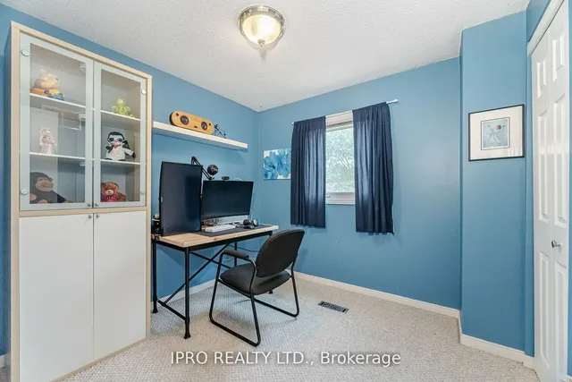 Additional image 21 of 39 Lakecrest Tr