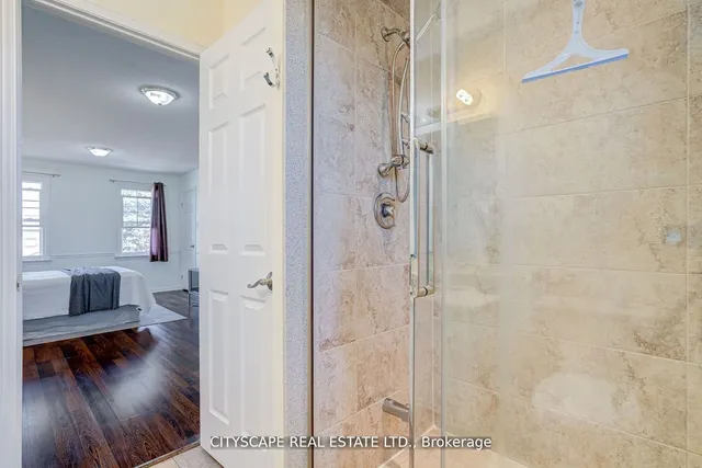 Additional image 16 of 46 Nuttall St