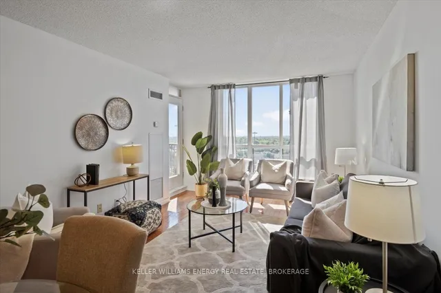 55 Harrison Garden Blvd Unit 1204