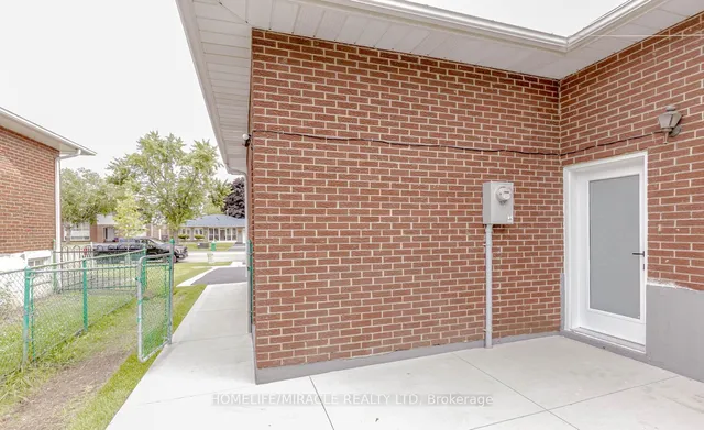 Additional image 27 of 62 Elgin Dr