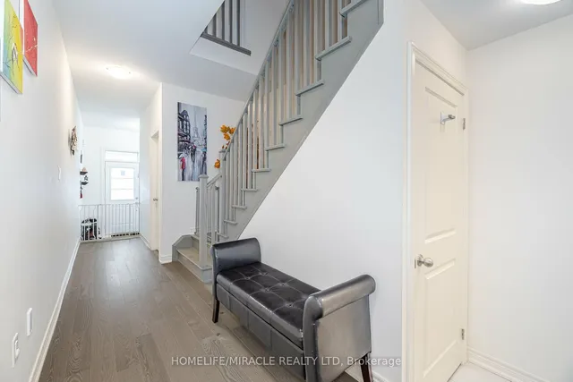 Additional image 16 of 129 Adventura Rd